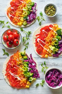 vegetarian-pizza-with-rainbow-colored-vegetables-1