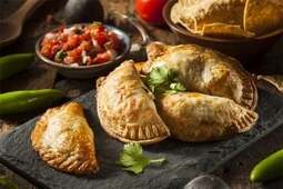 Delicious Skillet Chicken Pot Pie 1