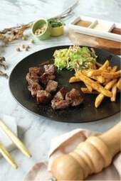 STEAK BITES WITH GARLIC BUTTER