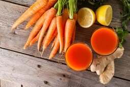 Warm Spicy Apple Carrot Drink 2 600x400 1